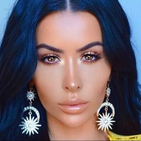 ZARA Moon and Star Gorgeous Earrings - Picture 3 of 6